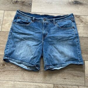 Levi Jean Denim Shorts